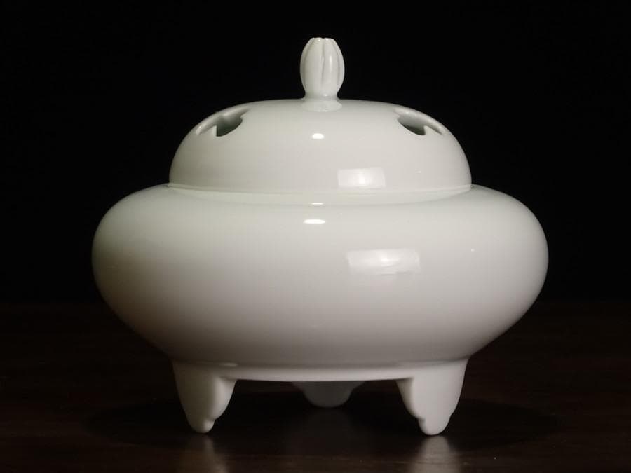 人間国宝　井上萬二　本人作　白磁　香炉　香道具　茶道具　飾物　床間飾