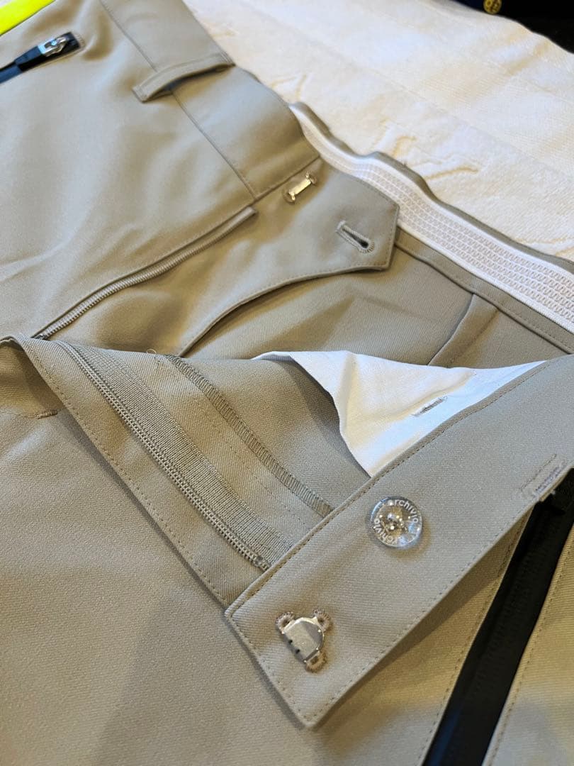 archivio アルチビオ　ゴルフウェア　パンツ　50サイズ　新品未使用品