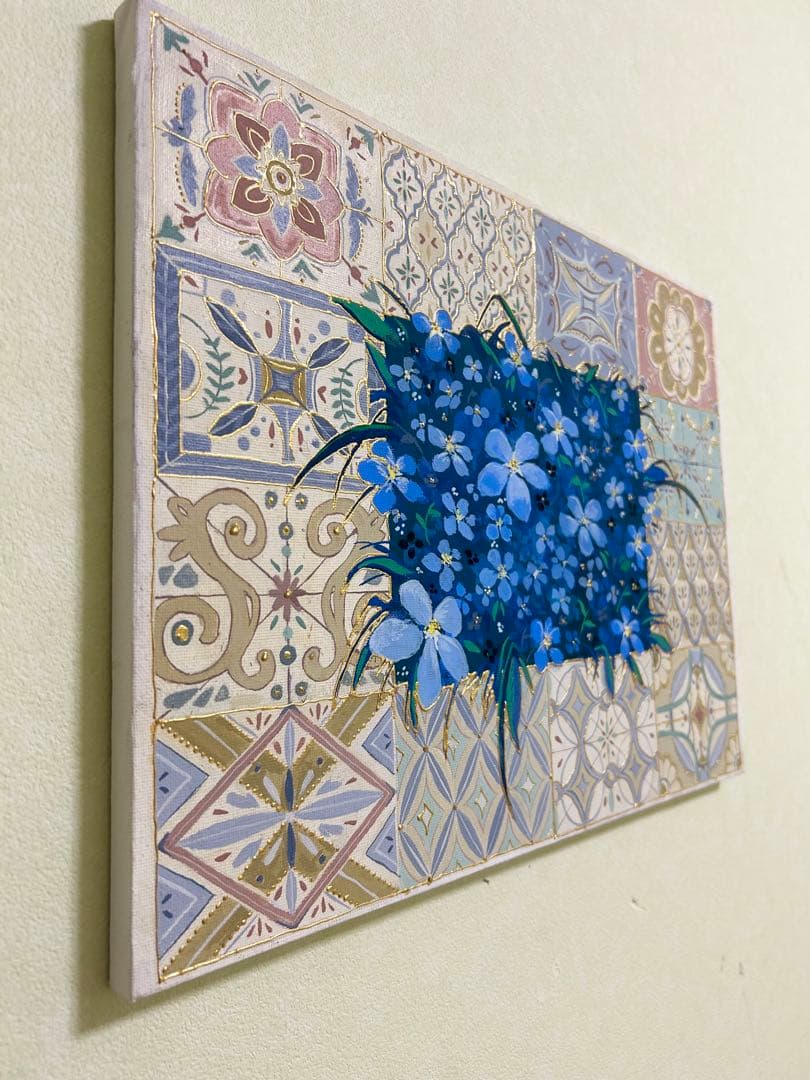 青い花のアクリル画 タイル模様 ハンドメイド