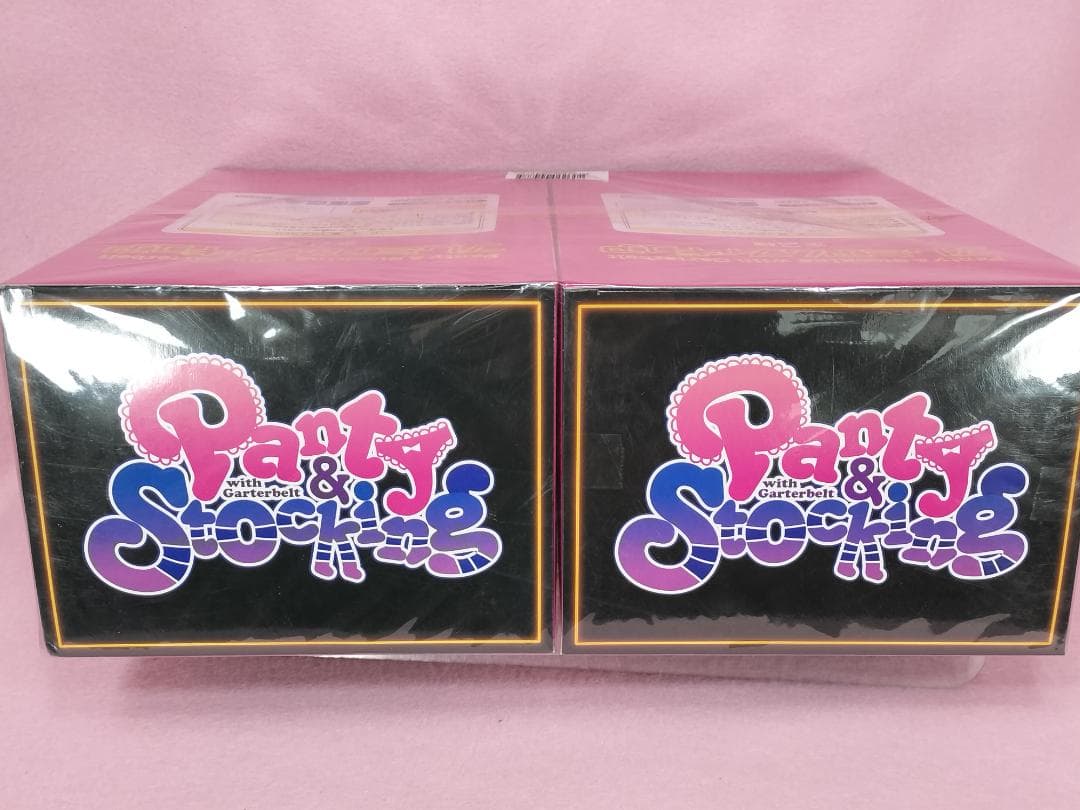 【未開封 極美品】パンティ&ストッキングwithガーターベルト　全２種フィギュア