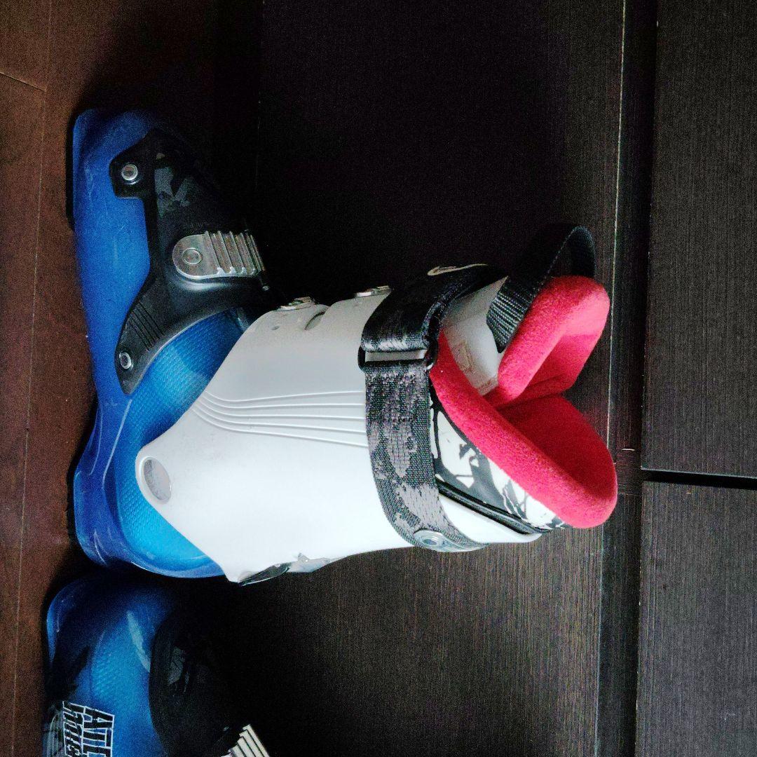 スキー用ブーツ(青と白)