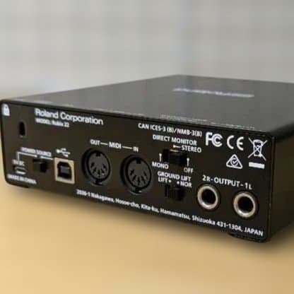 箱、ケーブル付、未使用Roland Rubix 22 オーディオインターフェイス