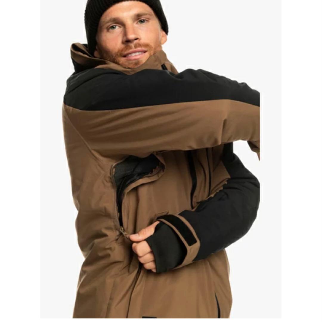 新品　QUIKSILVER クイックシルバー　スノボウェア　定価31900円