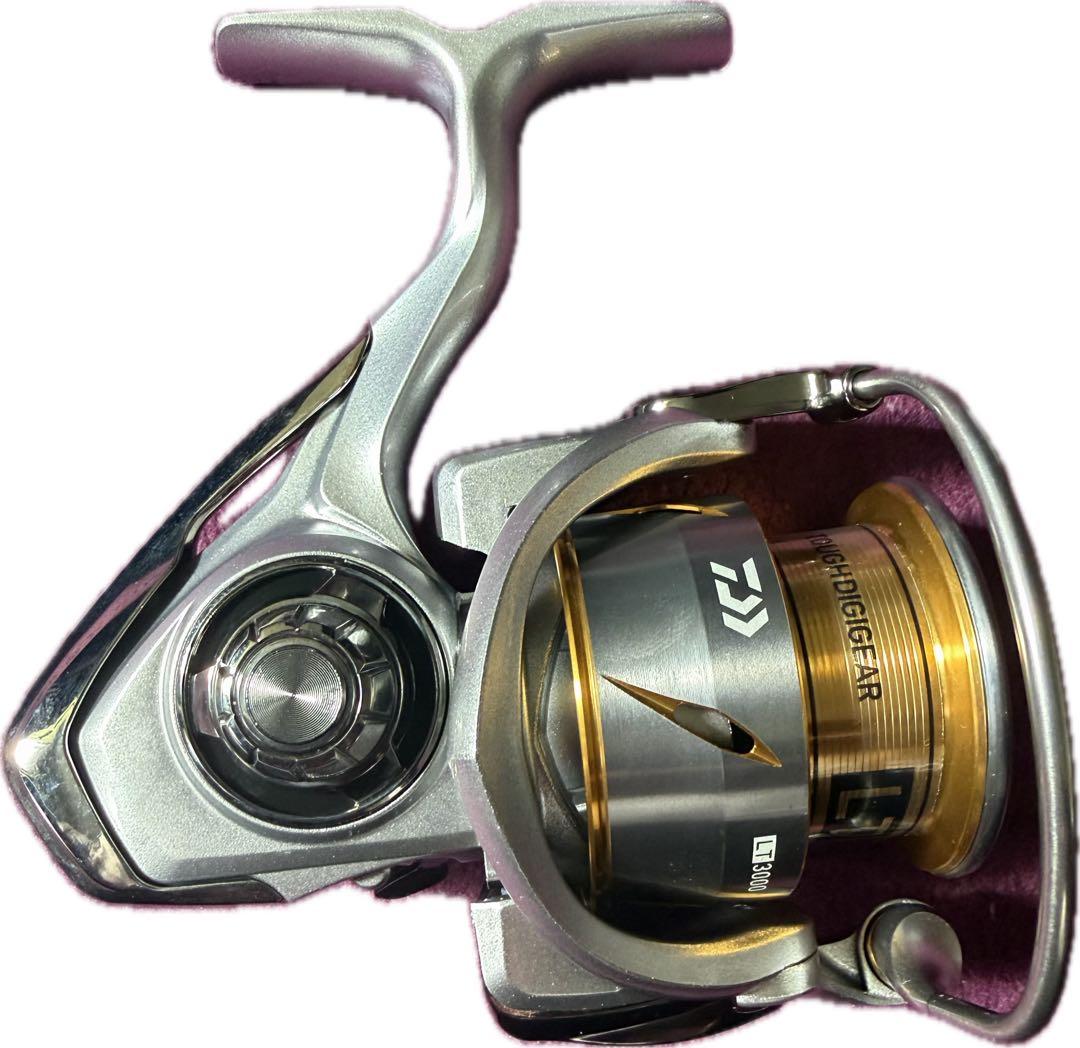DAIWA 21FREAMS LT3000 スピニングリール(新品・未使用)