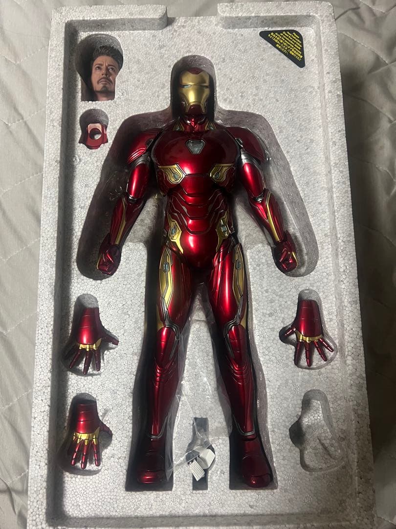 最終値下げ　ホットトイズ　「インフィニティ・ウォー」　アイアンマン　マーク50