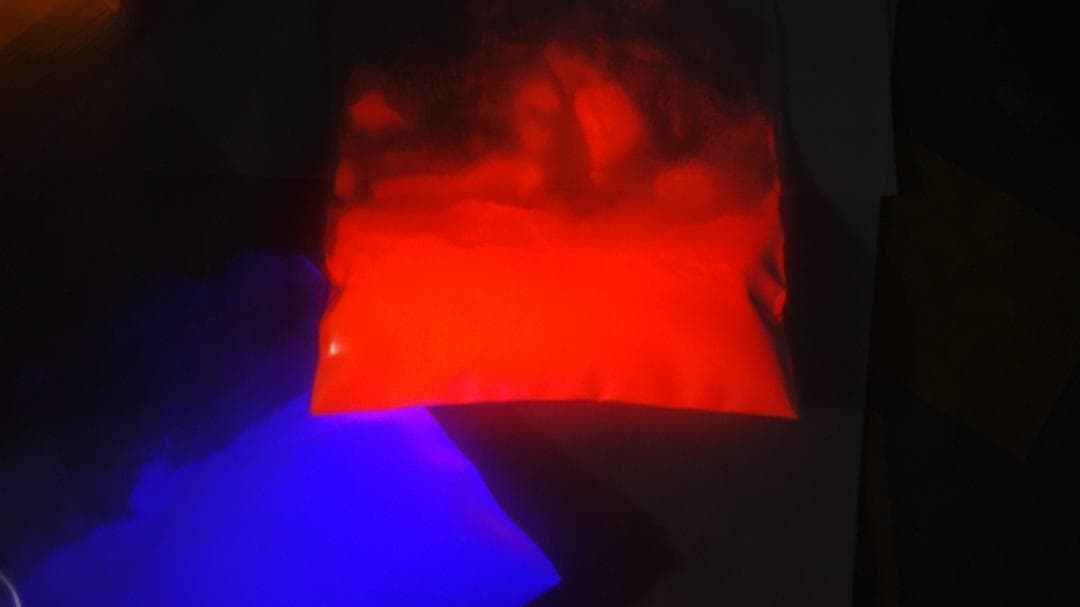 今年も販売開始♪ 蓄光 ゾックスフォスファー レッドグロー ２０μm 　１ｋｇ