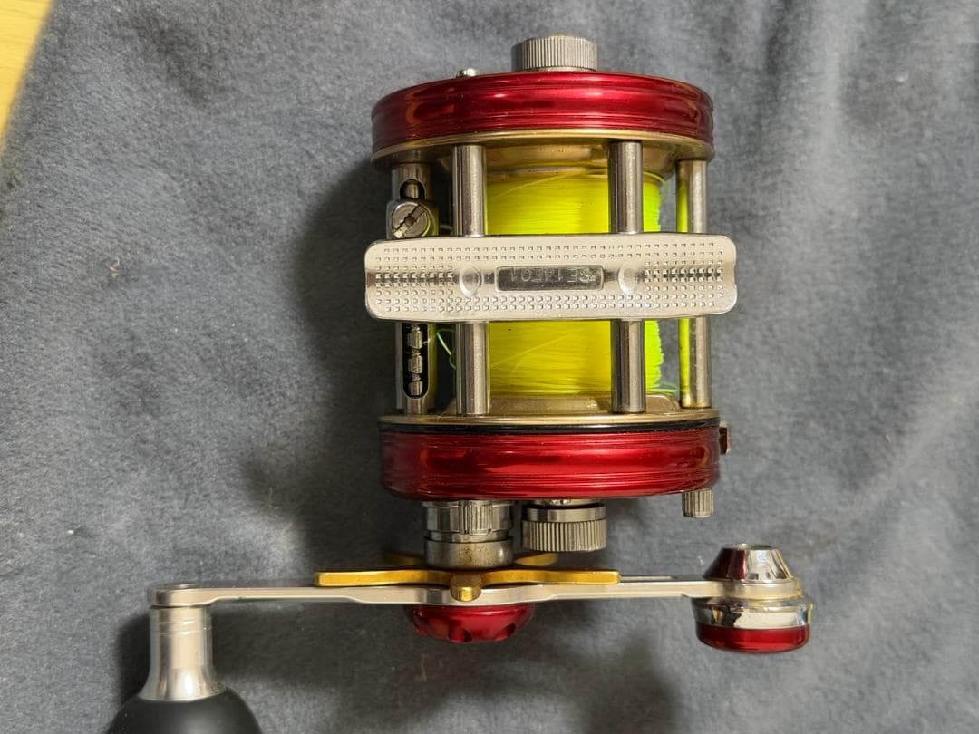 Abu Garcia アンバサダー 赤