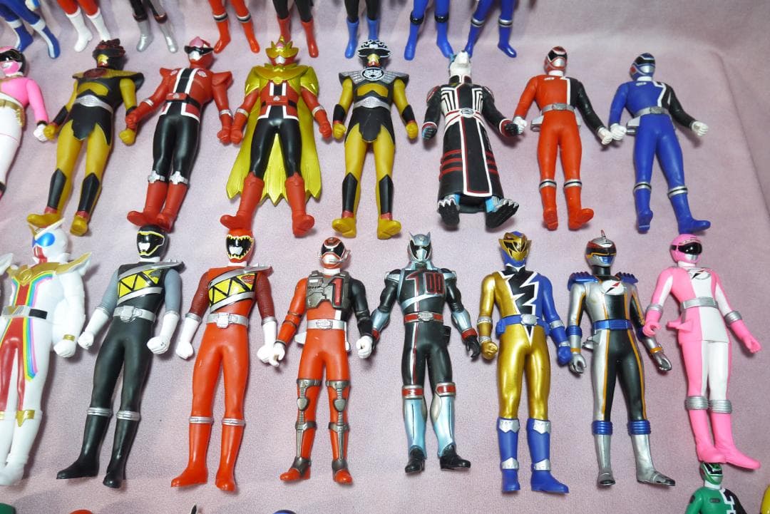 スーパー戦隊シリーズ　ソフビヒーロー　など　67体