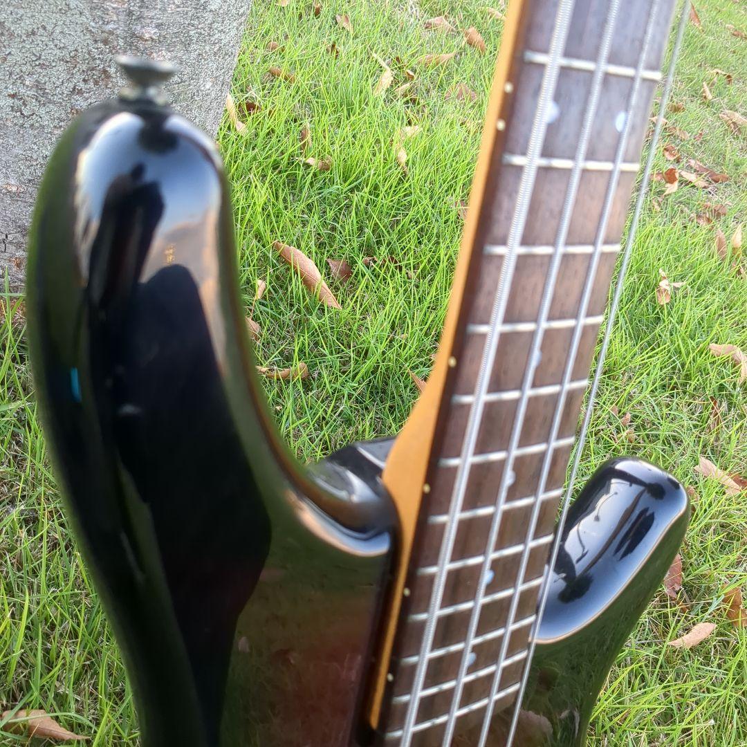 YAMAHAエレキベース タバコサンバースト 演奏良好