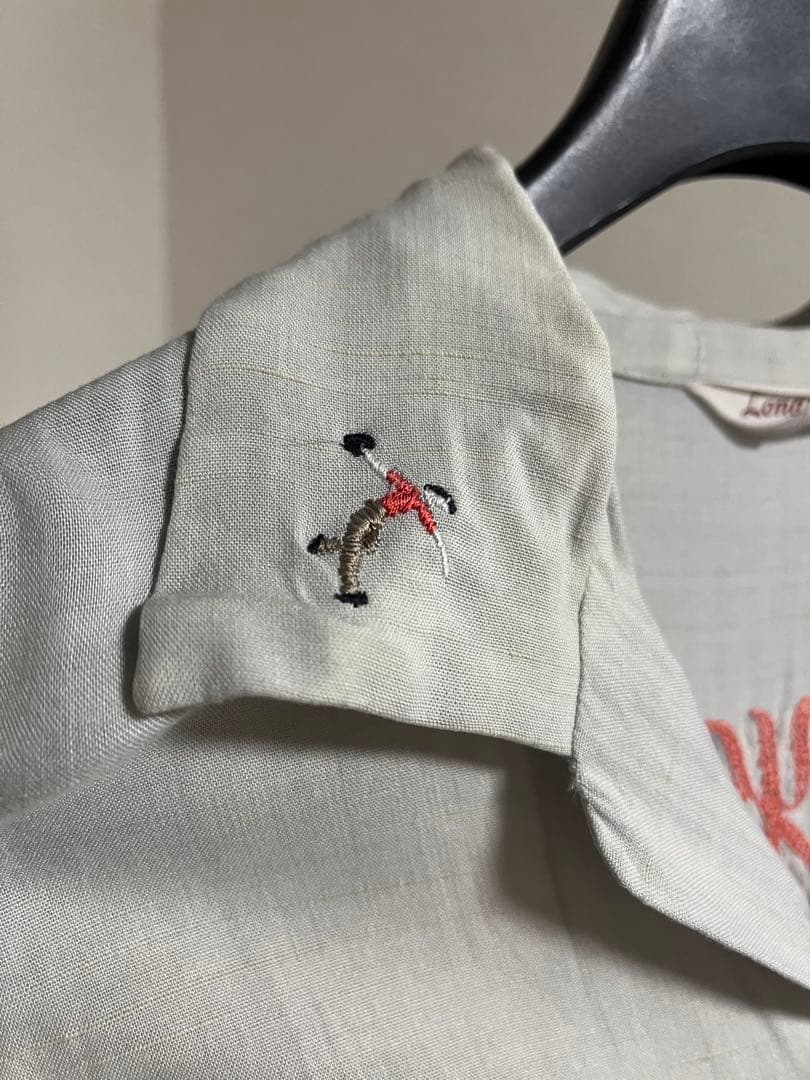 ボウリングシャツ 刺繍入り 淡いグレー