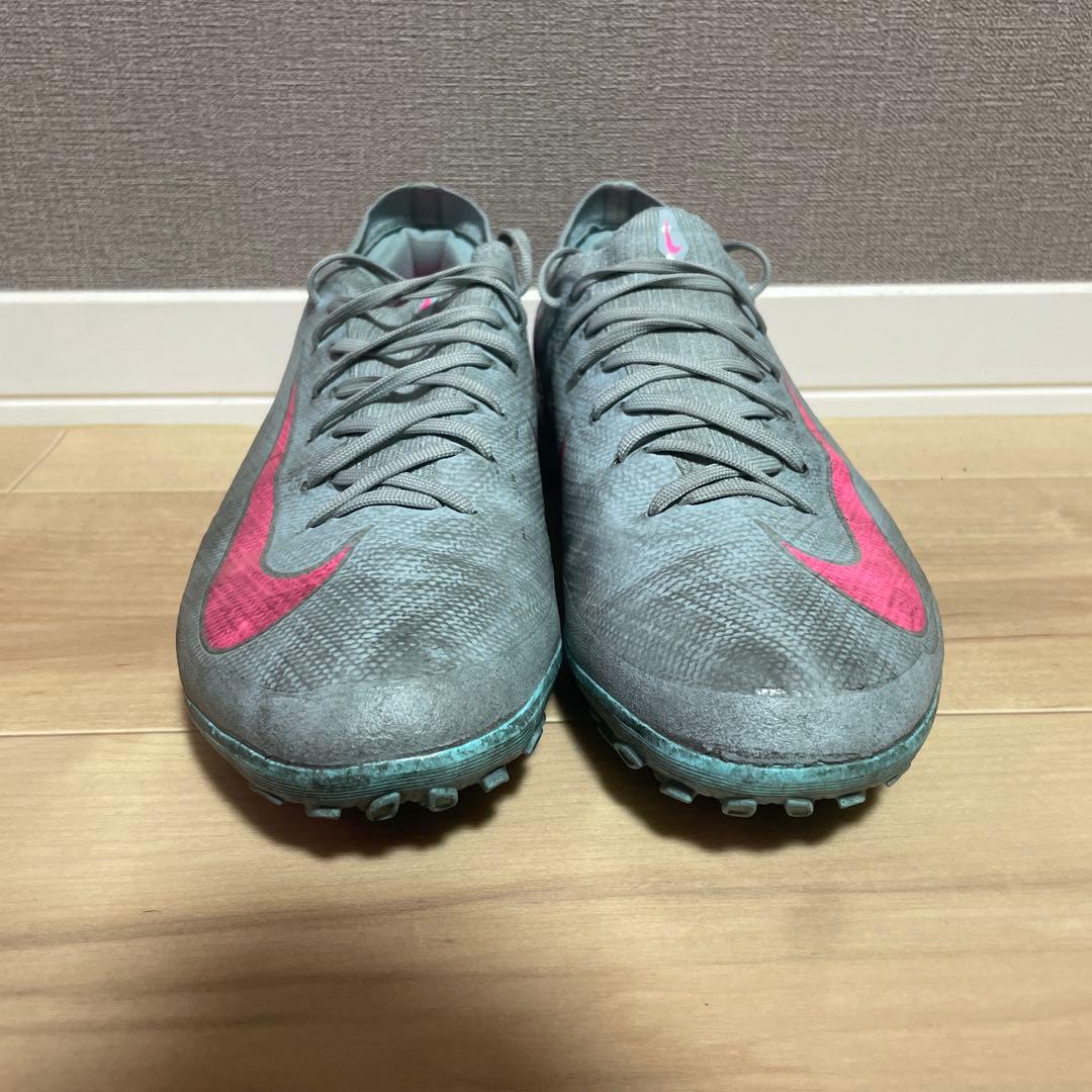 サッカースパイク・トレーニングシューズ セットでお得。