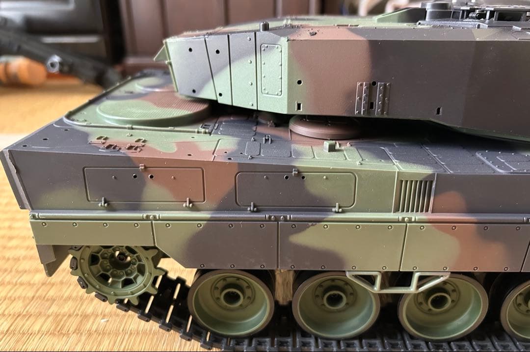 ヘンロン1/16 レオパルド(戦車)