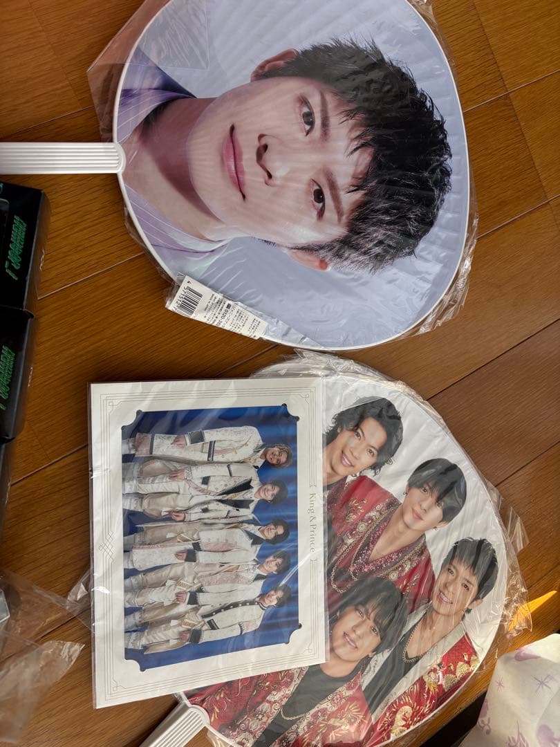 Number_i フィギュア、ペンライト、キーホルダー