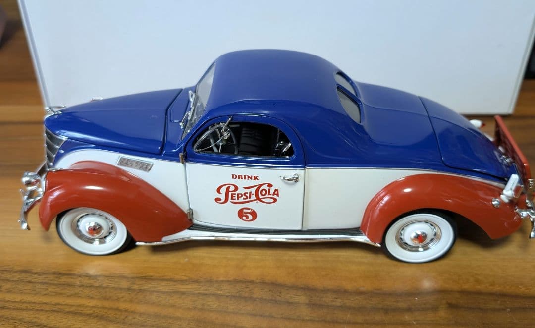 ペプシコーラ　ミニカー　Lincoln Zephyr＆Chevy Cameo