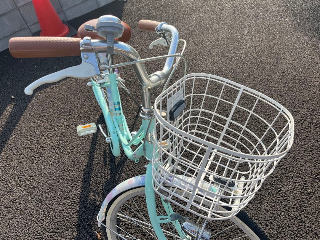 ひ*の様 ブリヂストン リコリーナ 24インチ「建物内保管」