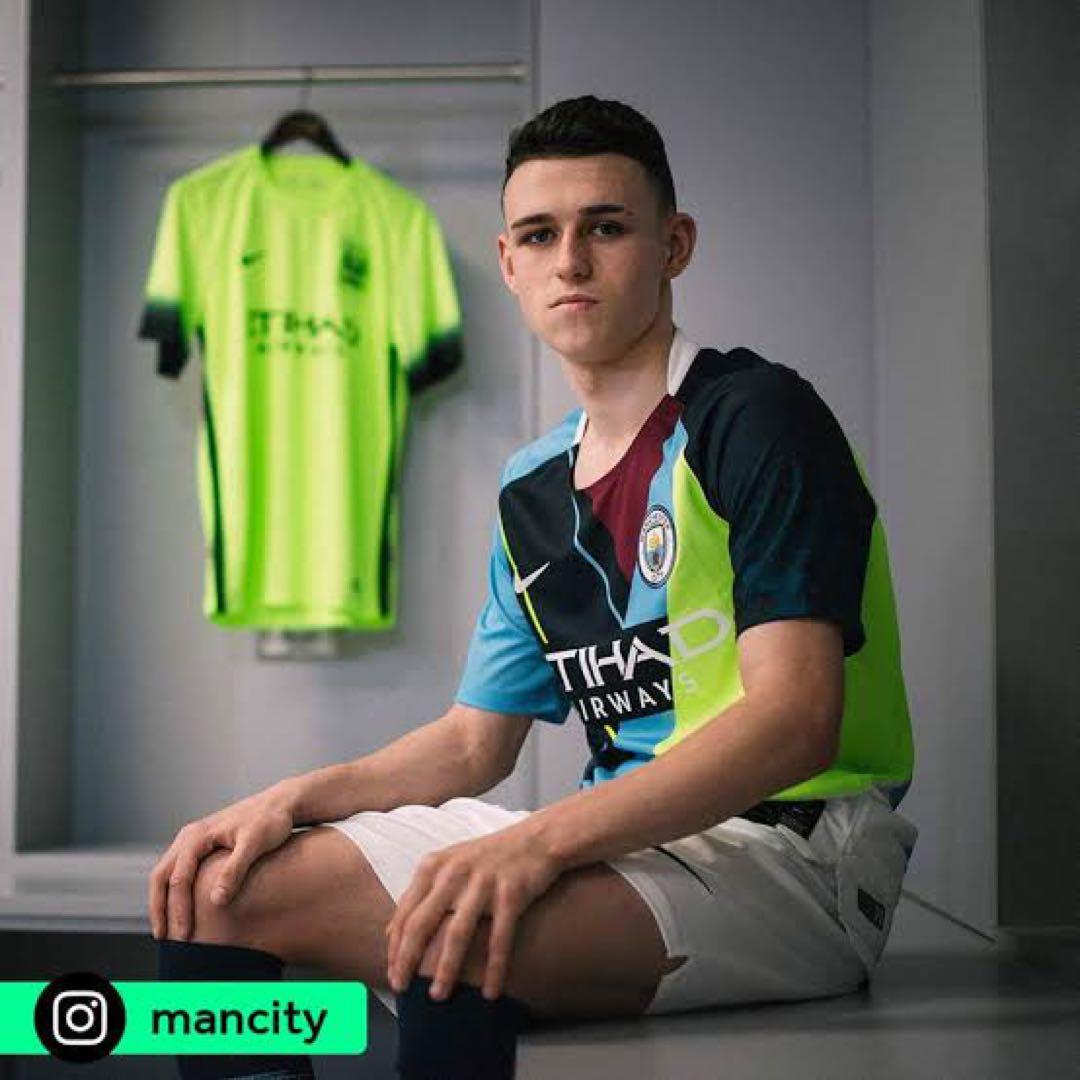 NIKE Manchester City マッシュアップ ジャージ　エラータグ