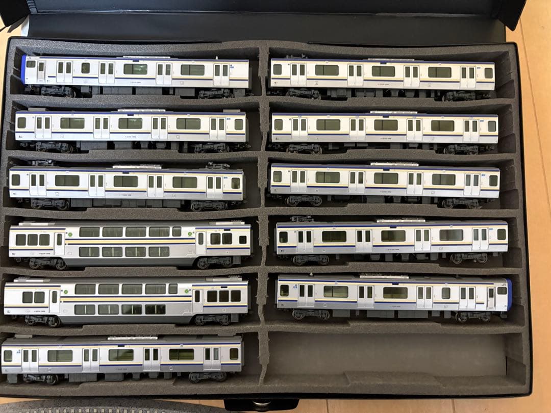 s*n様 KATO E235系　1000番台　Nゲージ