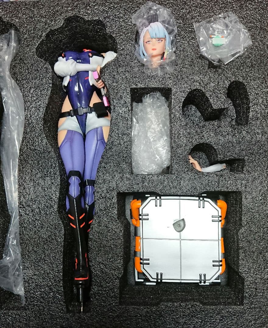 サイバーパンク フィギュア エッジランナーズ