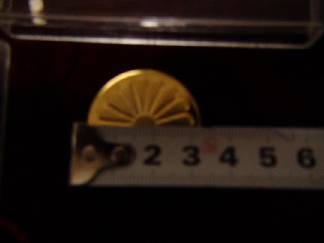 昭和天皇 御在位五十年記念メダル 新品未使用 !。