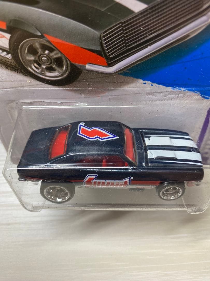 Hot Wheels スーパートレジャーハント '67 CAMARO