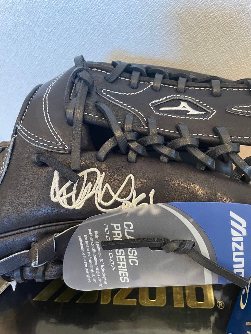 【美品】Mizuno クラシックプロ　グローブ イチローサイン入りレプリカ非売品