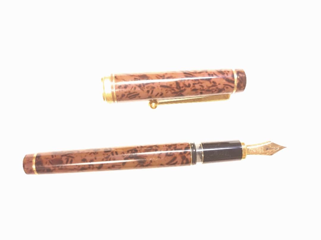 万年筆 パイロット　カスタム　メイドインジャパン　14金ペン先