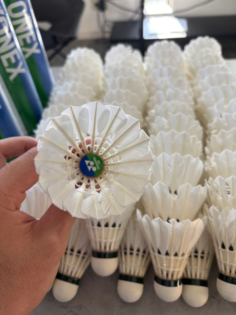 YONEX バドミント（ノックシャトル）エアロセンサ700