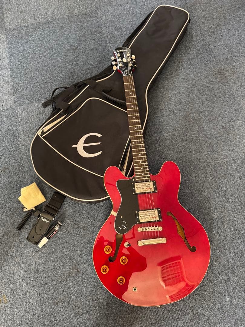 Epiphone ES-335 セミアコースティックギター