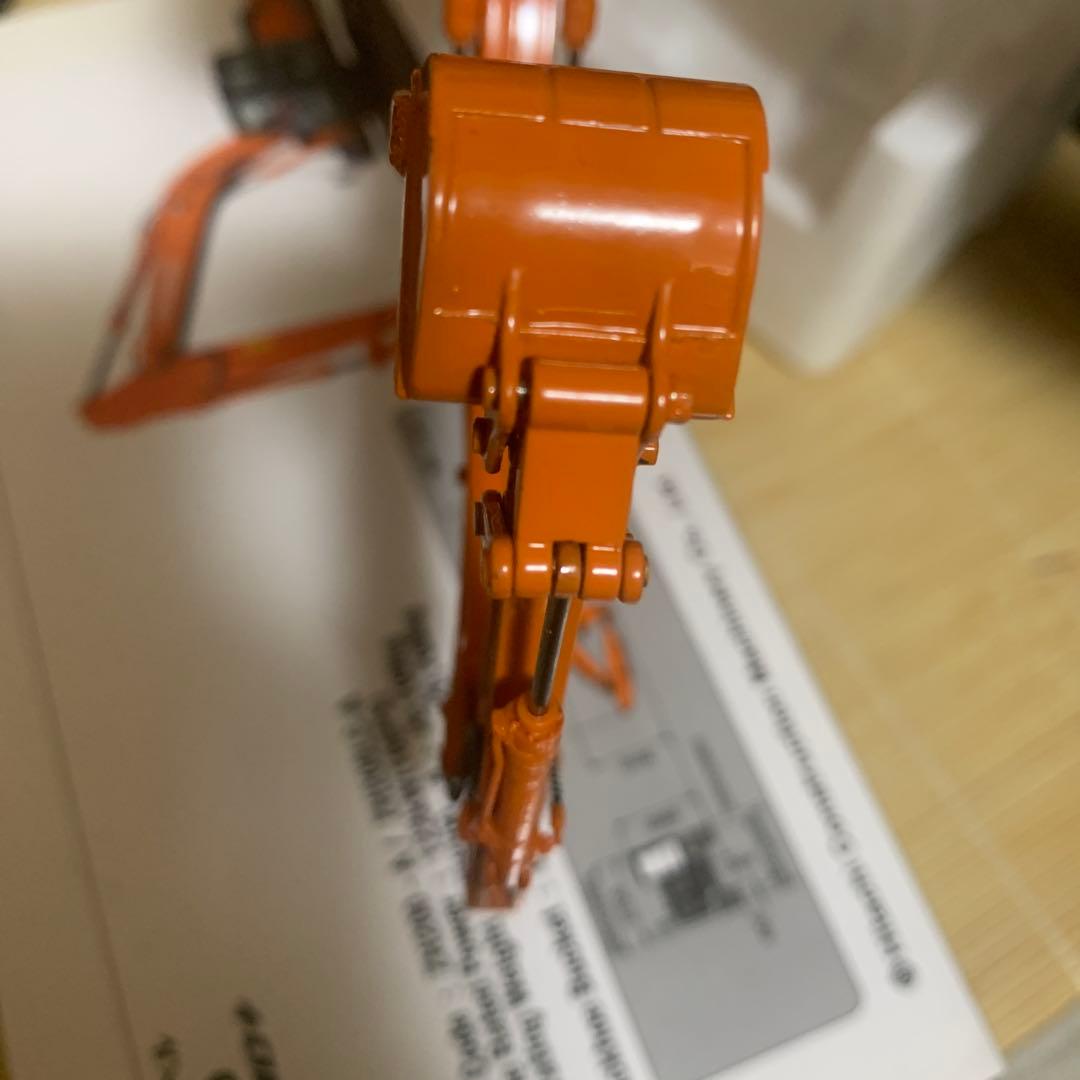 【石マル】日立建機ミニチュア　ハイブリットショベルZH200 1/50