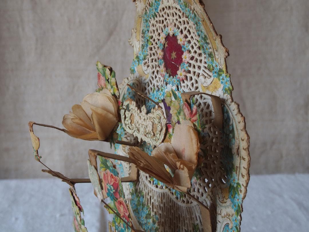 天使と花の装飾のペーパーデコレーション ヴィクトリアン期ペーパークラフトK400