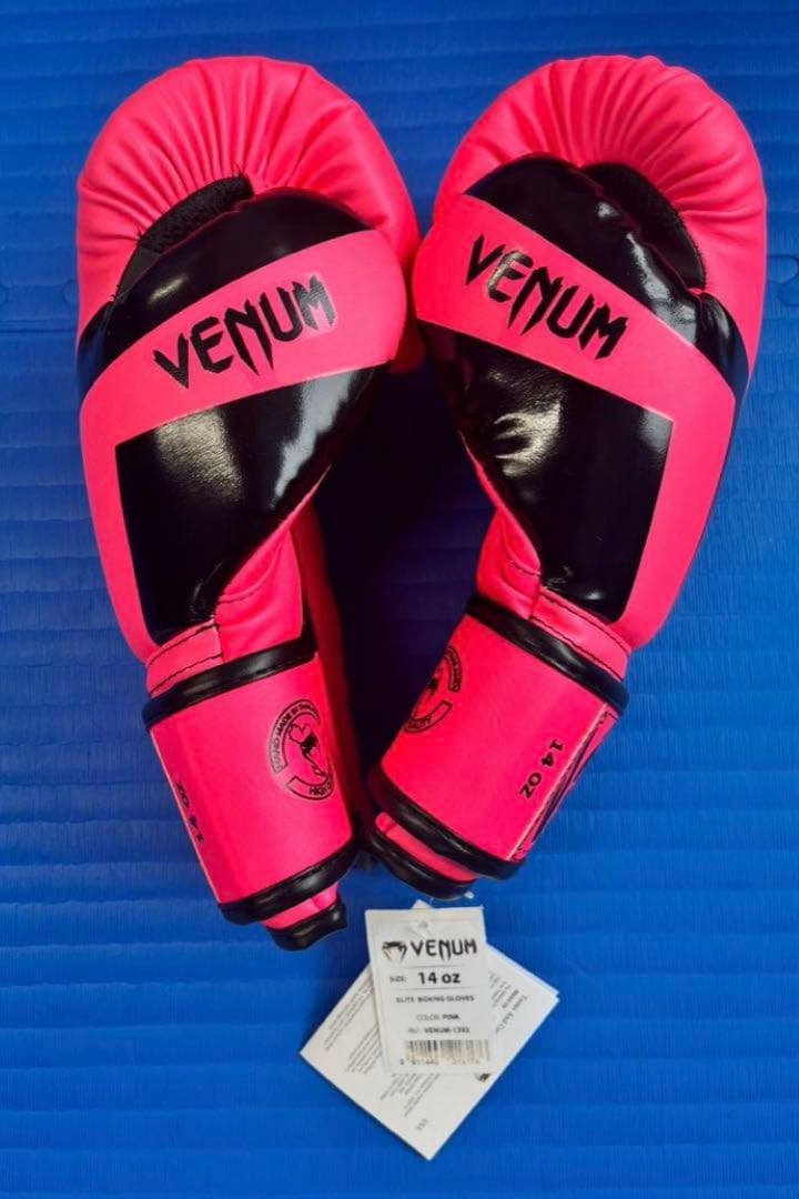 VENUM ボクシンググローブ　12オンス　新品未使用