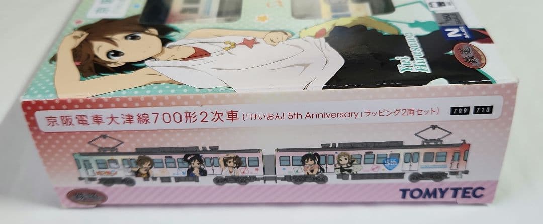 動力付きNゲージ「けいおん!5th ラッピング×2両セット」TOMYTEC