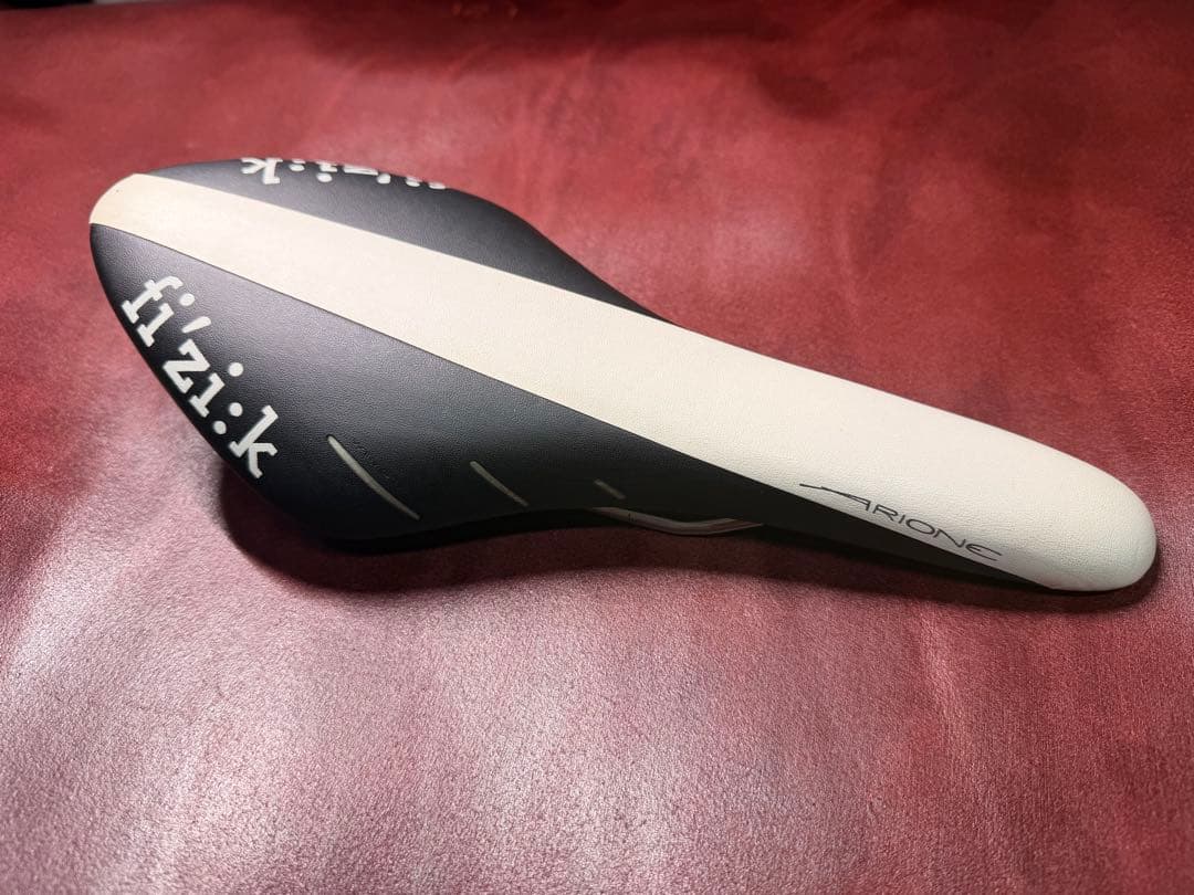 【セット】Fizik フィジーク サドル3個 ALIONE ANTARESなど