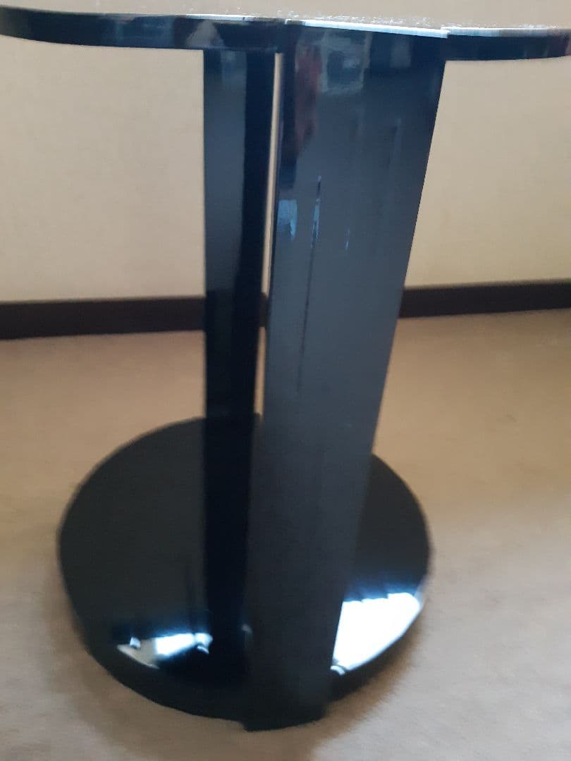 未使用　裏千家の丸棚　福井河田塗　組み立て式ではない