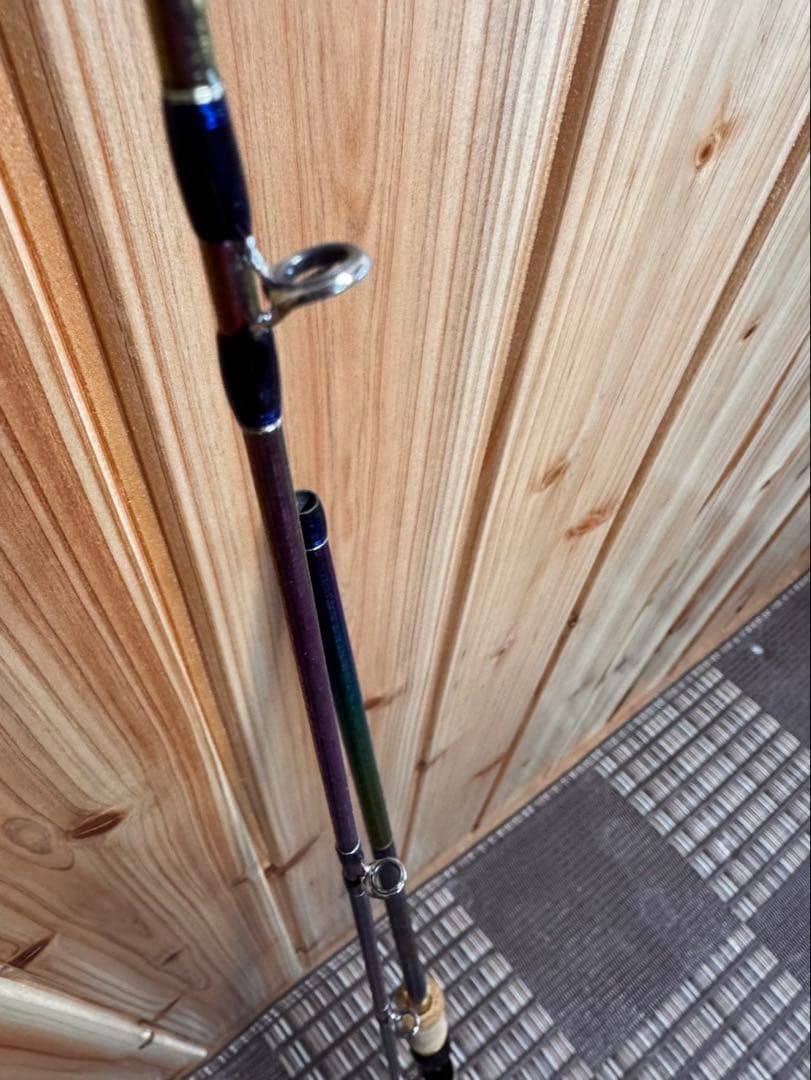 ワールドシャウラリミテッド　1652R-3