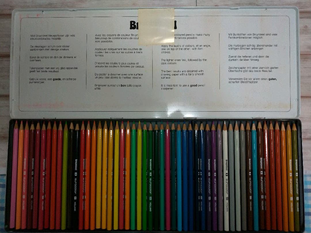 オランダ製「色鉛筆」×５０本セット