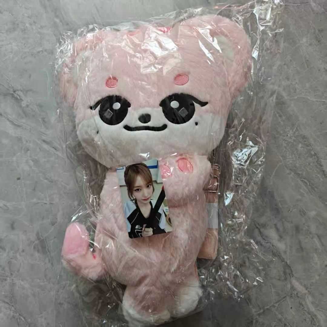 IVE minive school ぬいぐるみ ハグバッグ イソ　イランイ