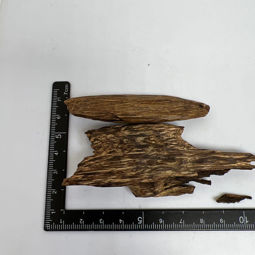 香木　沈香　14g タサオ　東さ8-0105☆2F