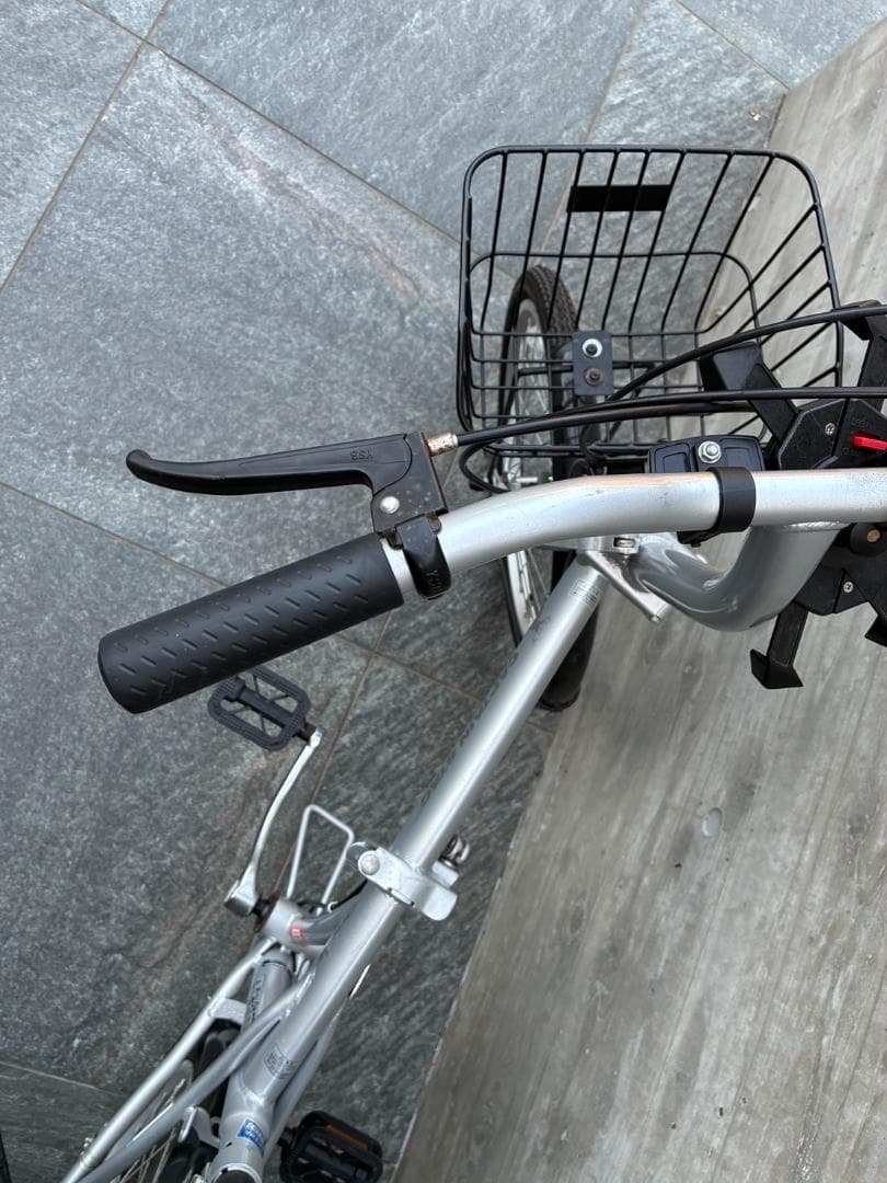 【引き取り限定】キャプテンスタッグ 折りたたみ自転車 20インチ シマノ6段変速