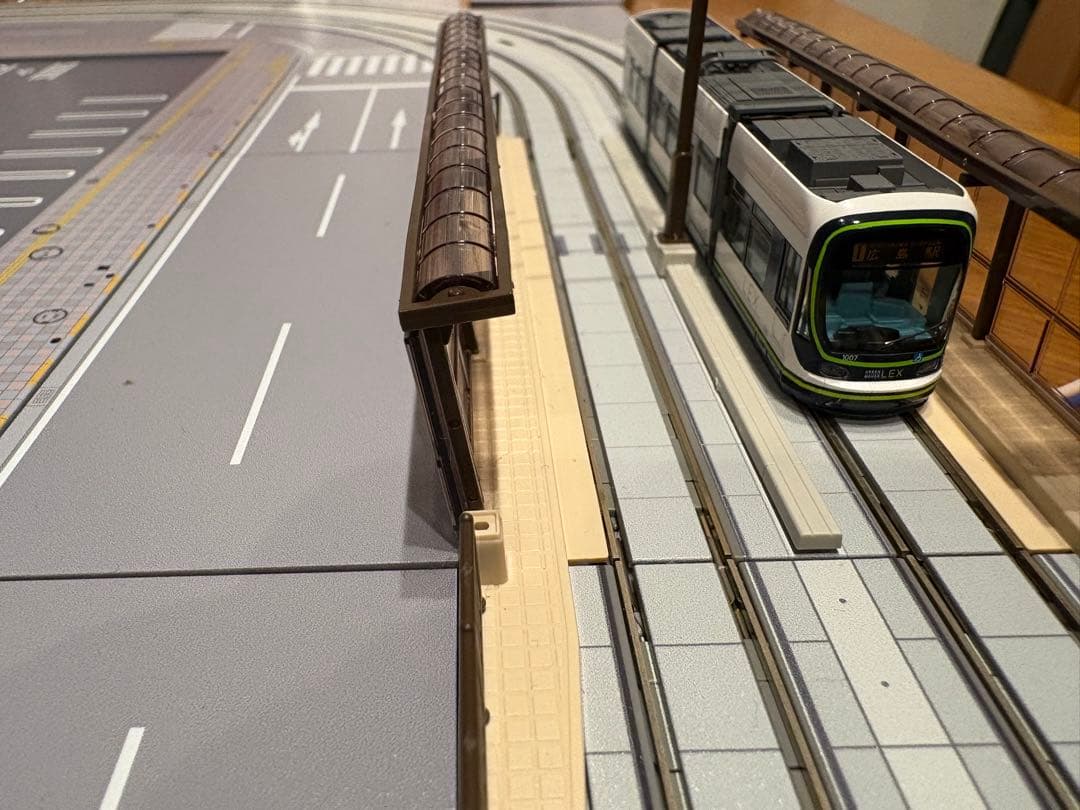 KATO UNTRAM TV1セット & GREENMOVER LEX