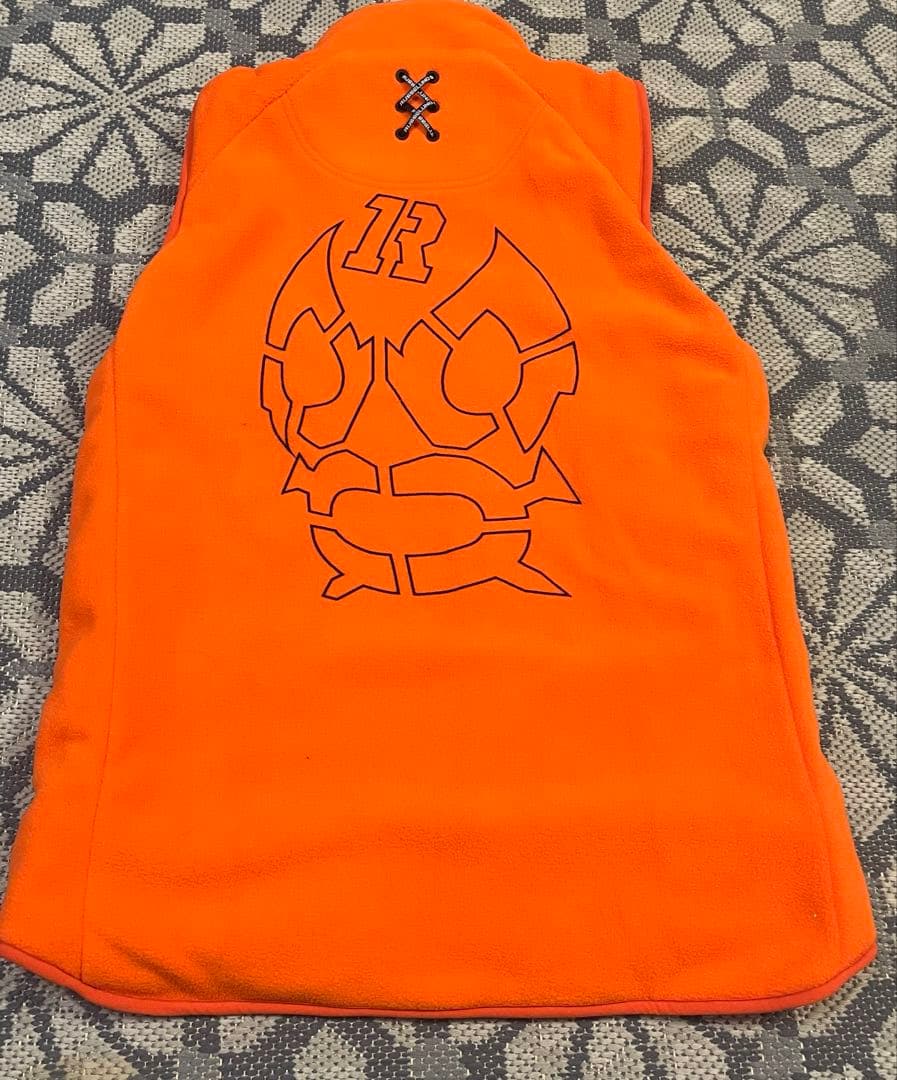 【新品】Russelunoラッセルノ　ベスト