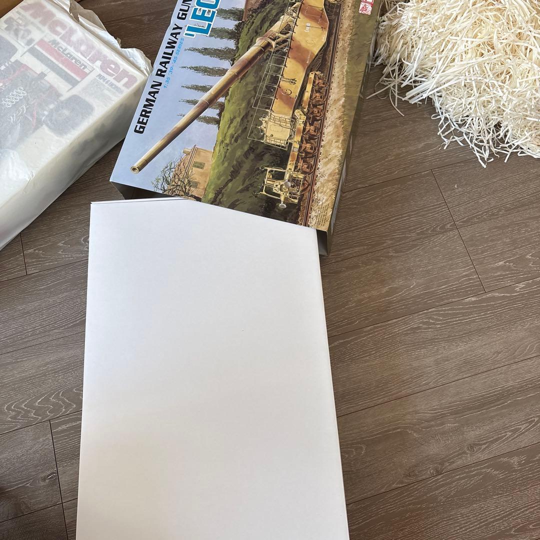 初版フィギュア付き！巨大！1/35ドイツ鉄道砲レオポルド　Leopold