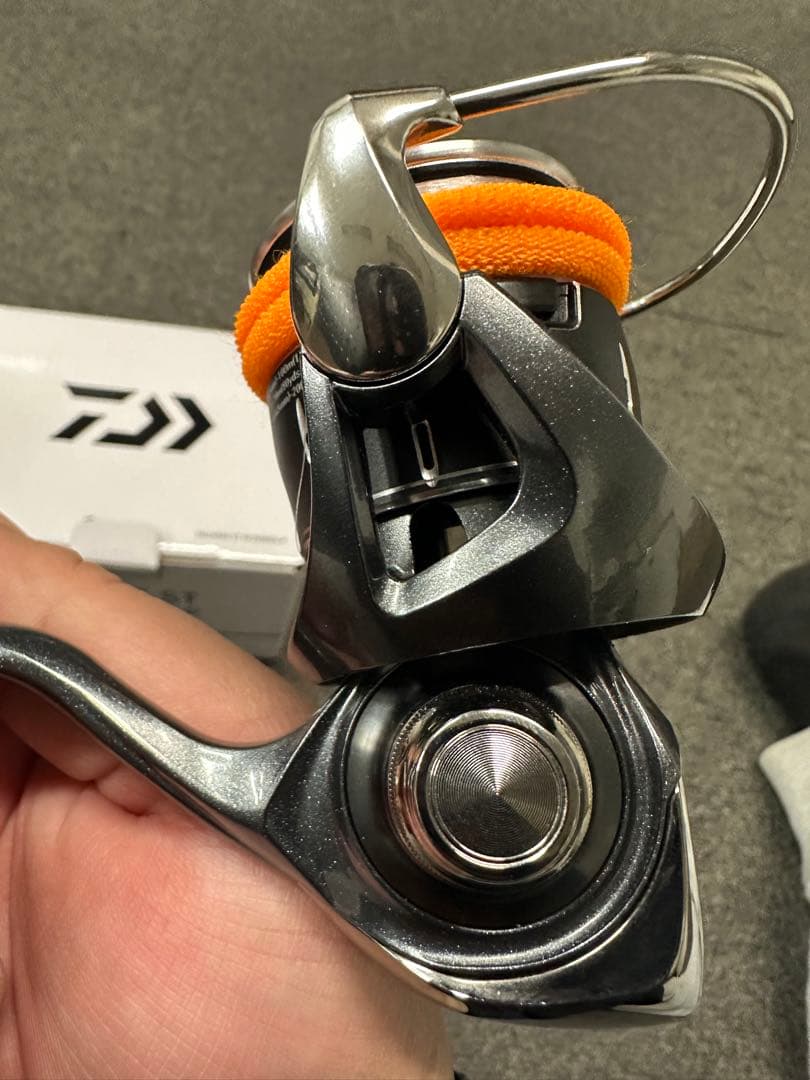 ダイワ　24ルビアスSTSF2000SS-P ロデオクラフトカーボンハンドル付