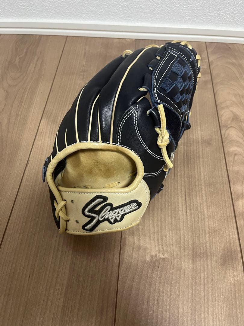 スラッガー　軟式オーダーグラブ　内野用