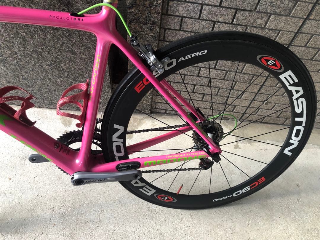 送料込　トレック　カーボンロードバイク　マドンpro