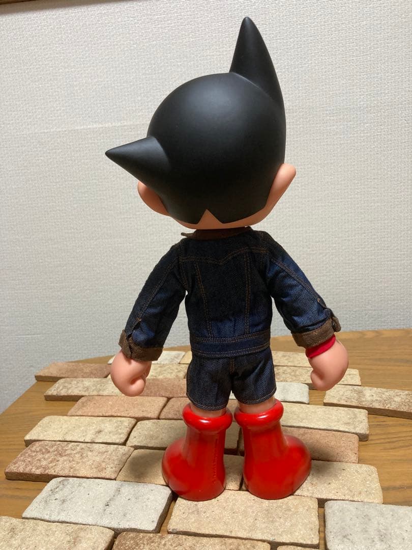 ZCW 鉄腕アトムフィギュア