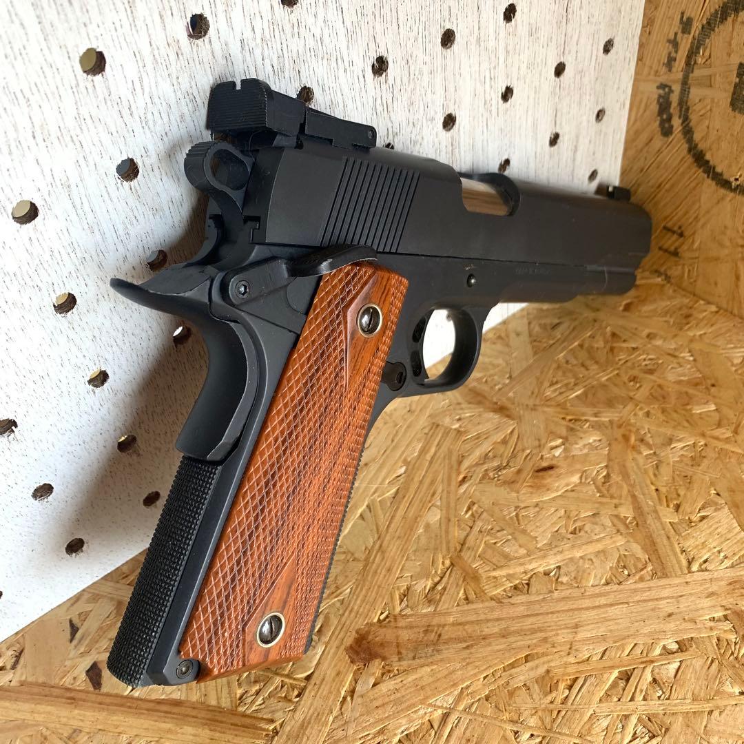 S2S M1911 ハンドガン エアコッキング ブラック シルバー木製柄グリップ