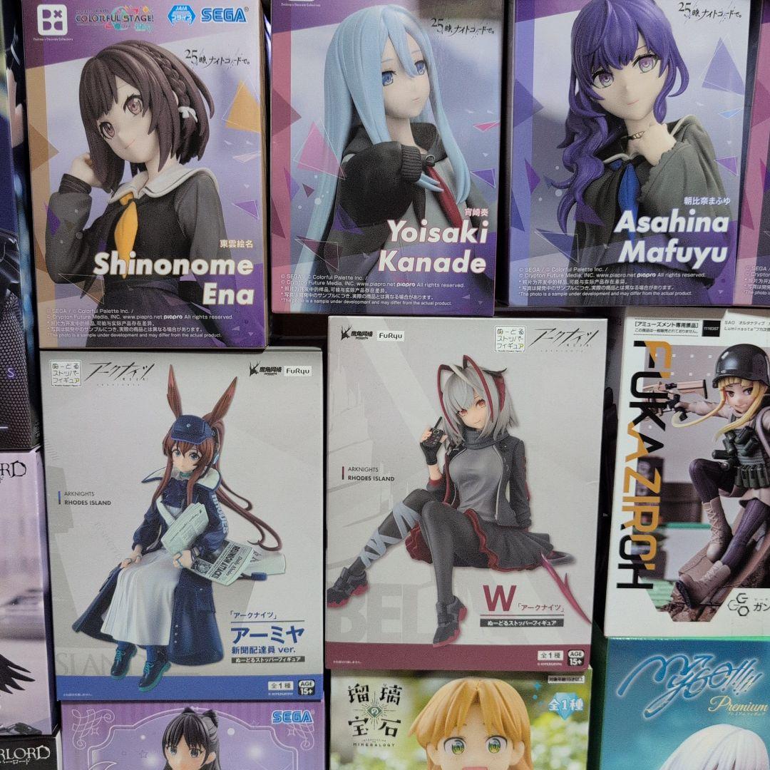 フィギュアセット 多彩なキャラクター　24体セット