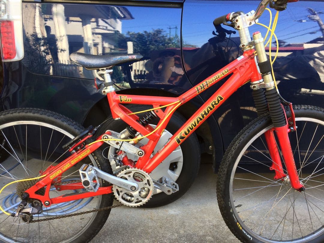 クワバラダウンヒルバイク