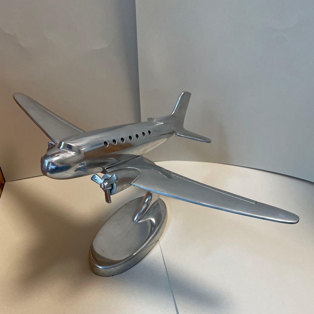 2311.メタル製 飛行機模型